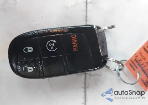 2018 Jeep Compass Latitude 4X4 из США, поврежденный, VIN 3C4NJDBB5JT103718